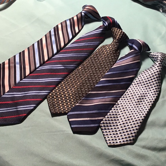 SALE. 5 Children’s clip on ties. - Picture 2 of 3